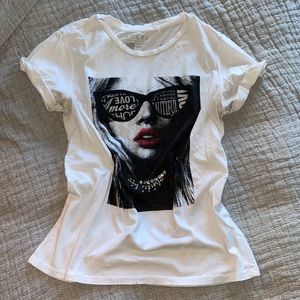 Guess / Graphic Tee